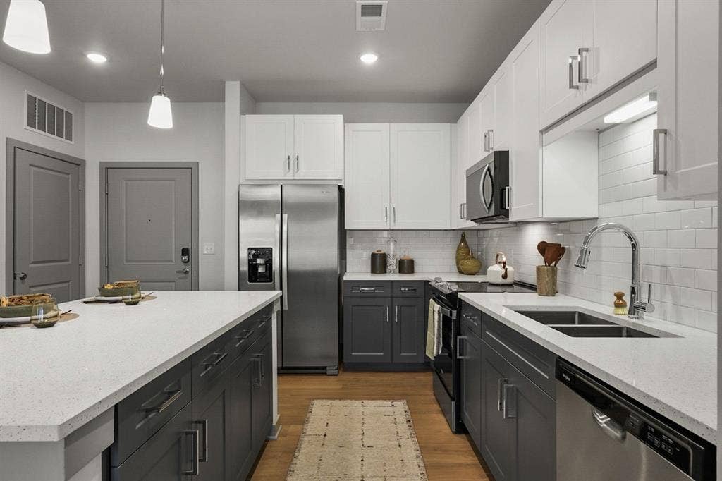 Need Roommate- Elmstead Apartments