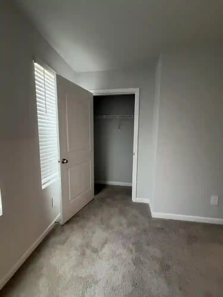 Roomate needed in Lebanon, TN