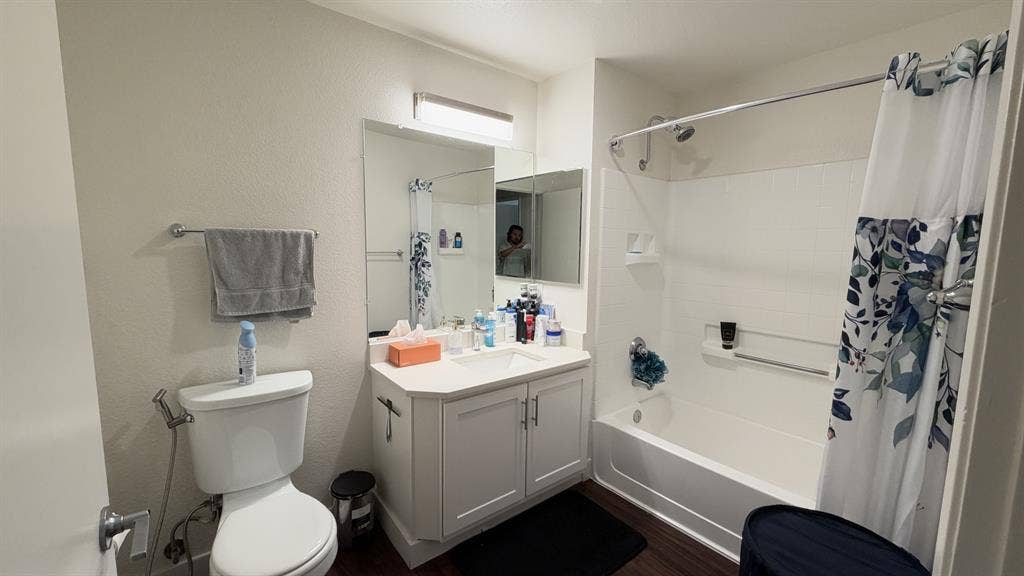 Private Room at Presidio Apartments