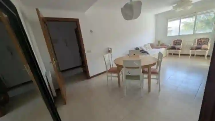 Habitación amplia en Rivas