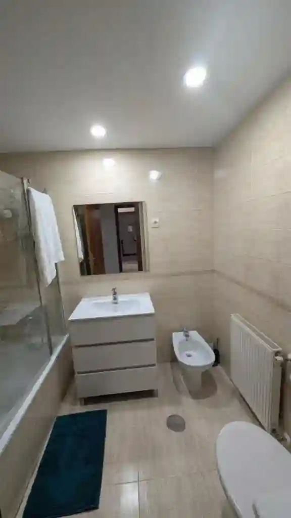Habitación amplia en Rivas
