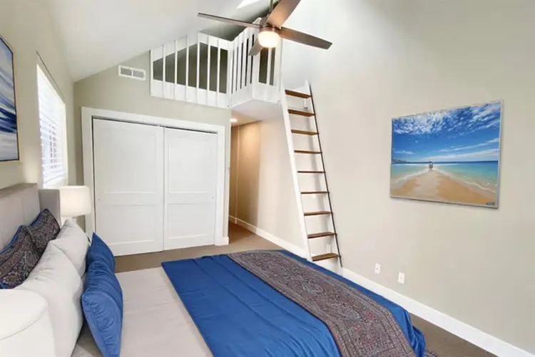 Graduate Court Bedroom (sublet)