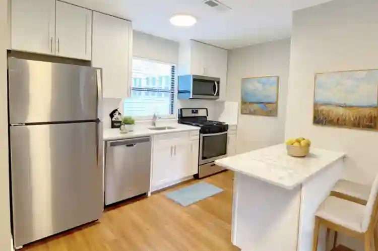 Graduate Court Bedroom (sublet)