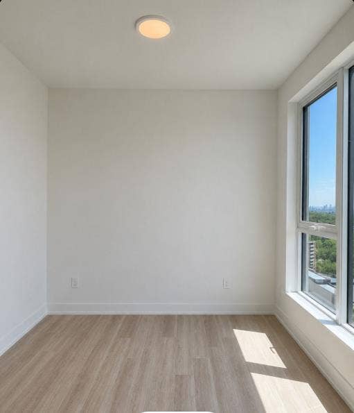 Roommate Wanted 