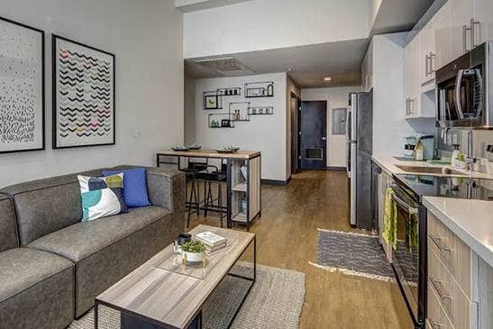 4B/3BA Lease Takeover Campus Edge