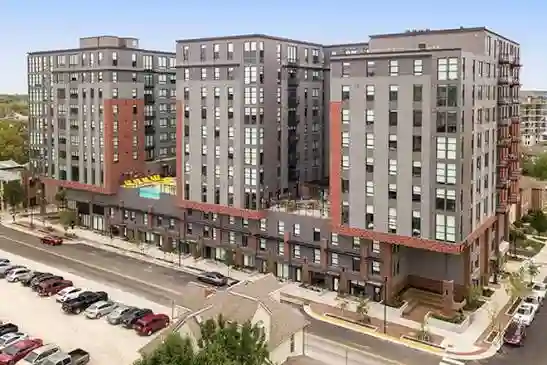 4B/3BA Lease Takeover Campus Edge