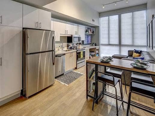 4B/3BA Lease Takeover Campus Edge