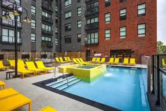 4B/3BA Lease Takeover Campus Edge