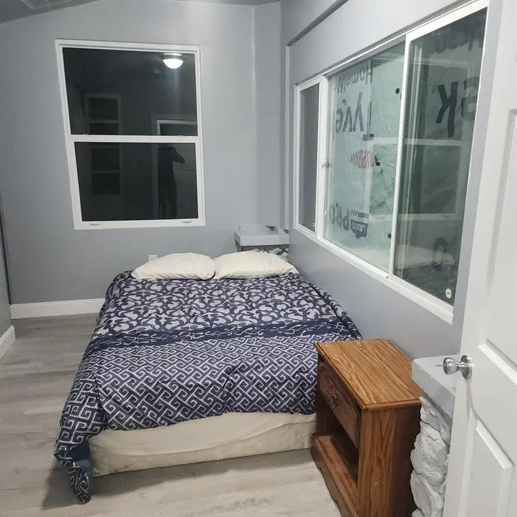 Rooms in Bradenton, Palmetto & SRQ