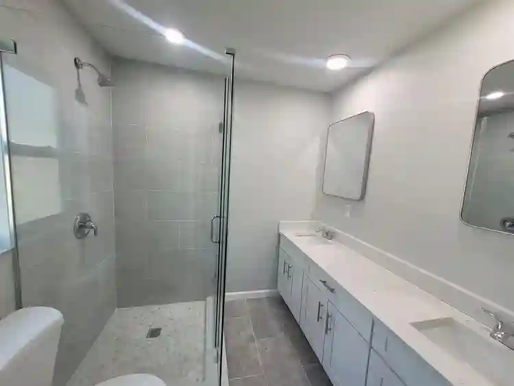 Rooms in Bradenton, Palmetto & SRQ
