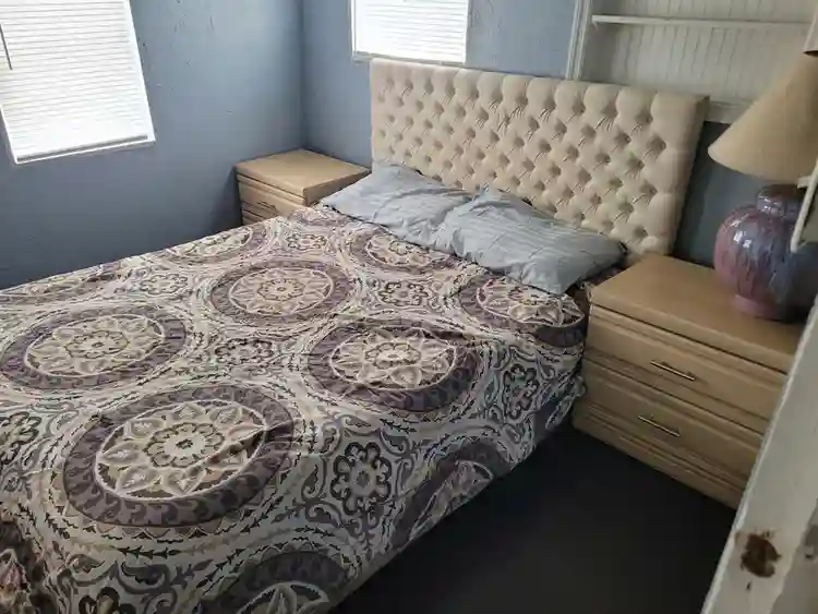 Rooms in Bradenton, Palmetto & SRQ