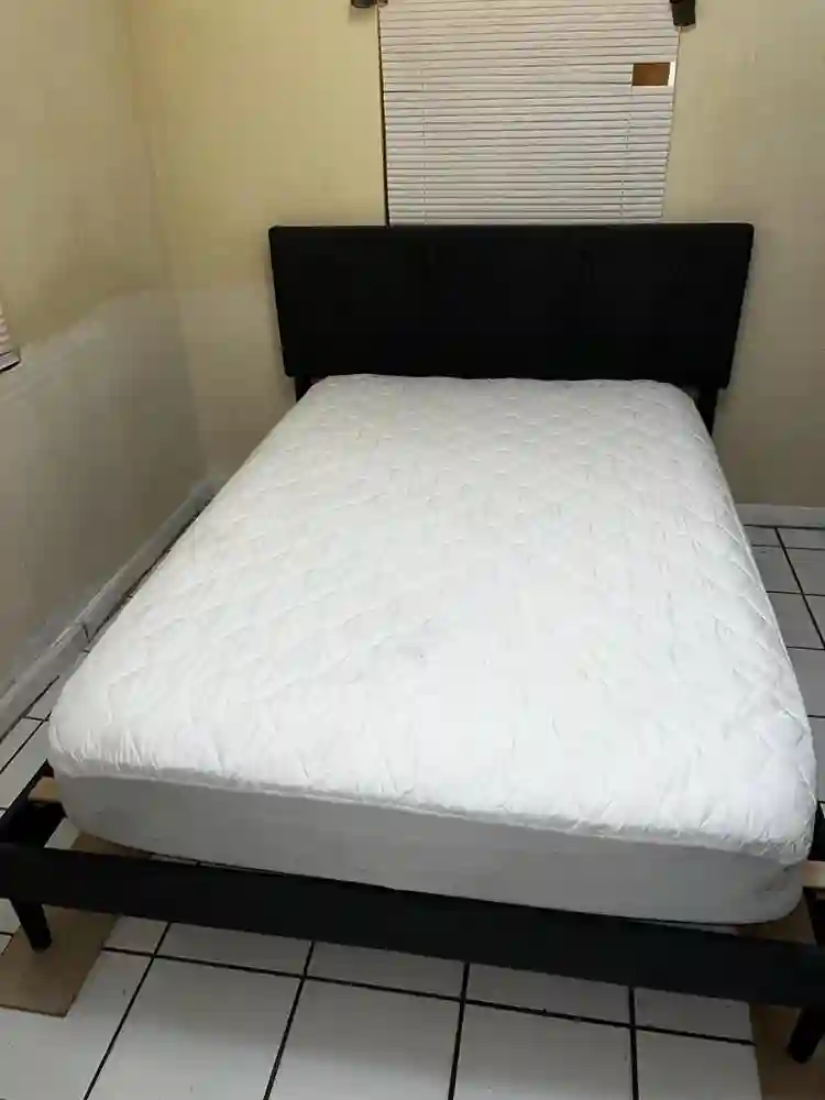 2 clean large bd rooms for rent