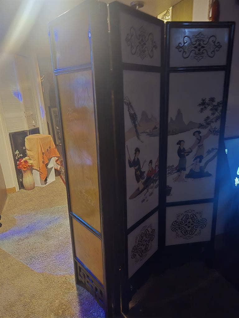Studio Loft looking 4 Roommate