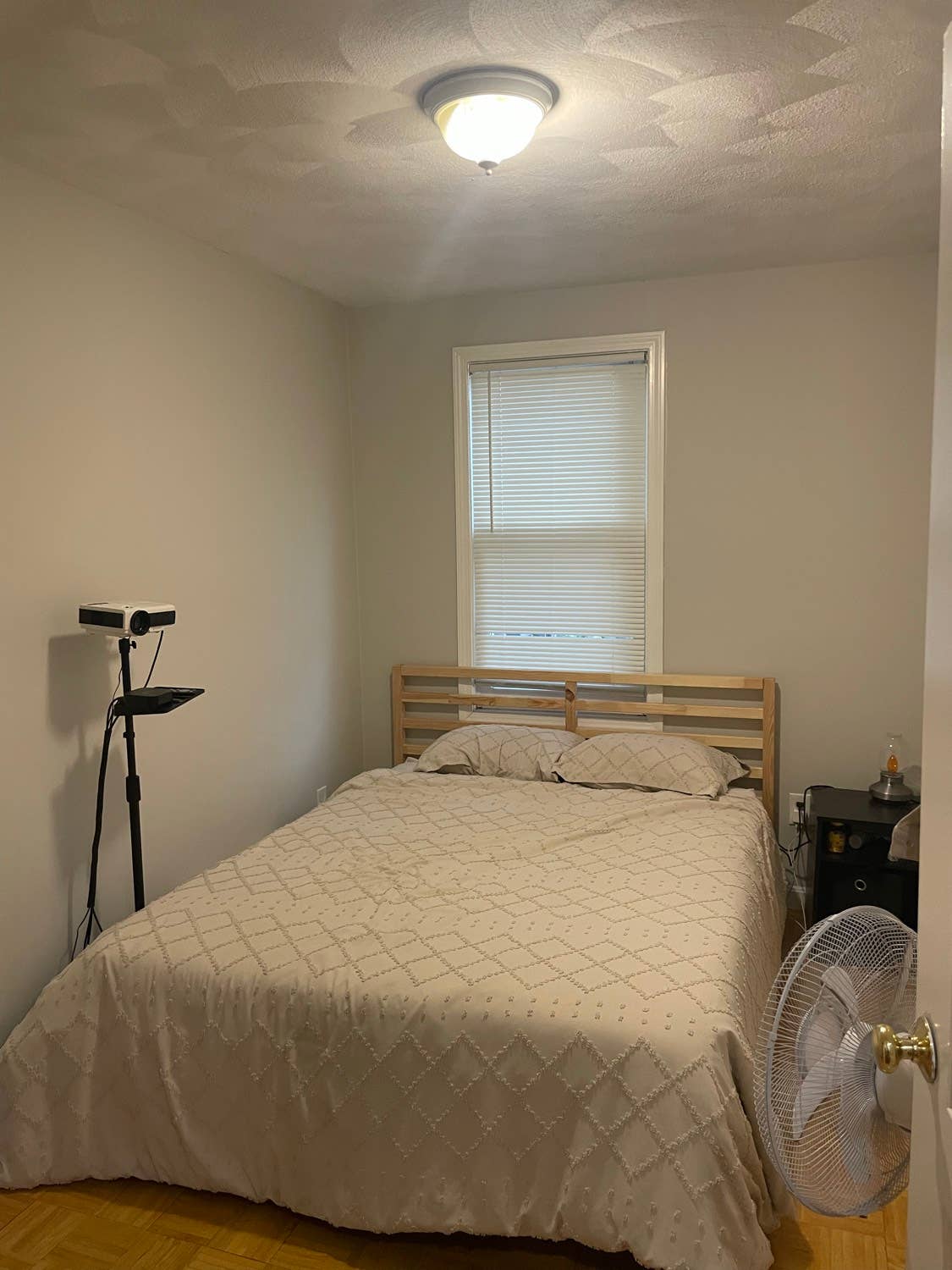 Fully Furnished LGBTQ Friendly Room