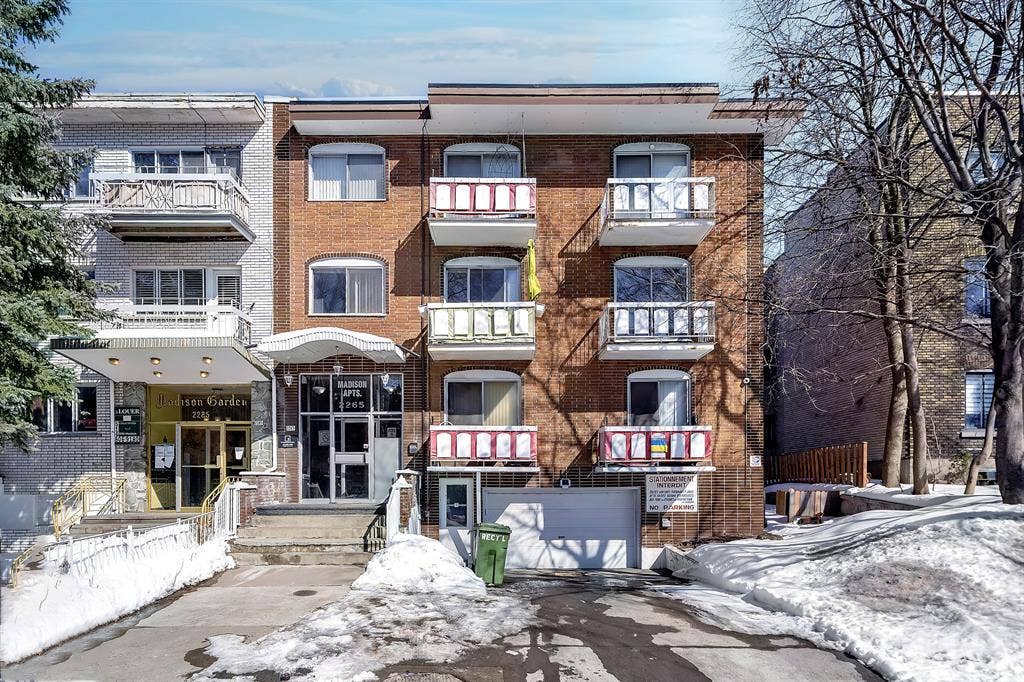Bright & Spacious 1-Bedroom | NDG