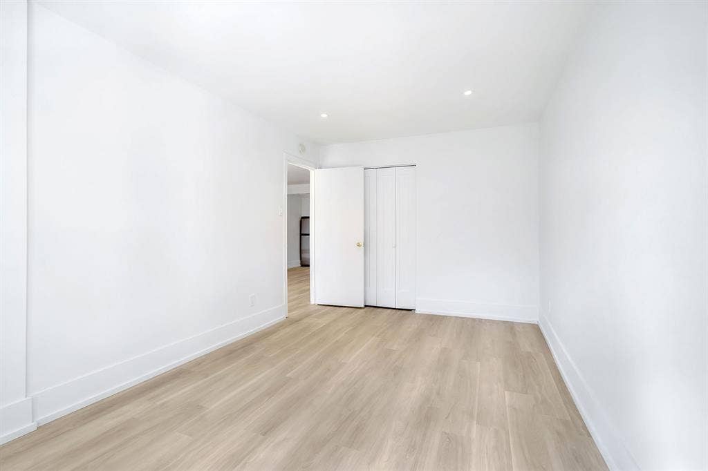 Bright & Spacious 1-Bedroom | NDG