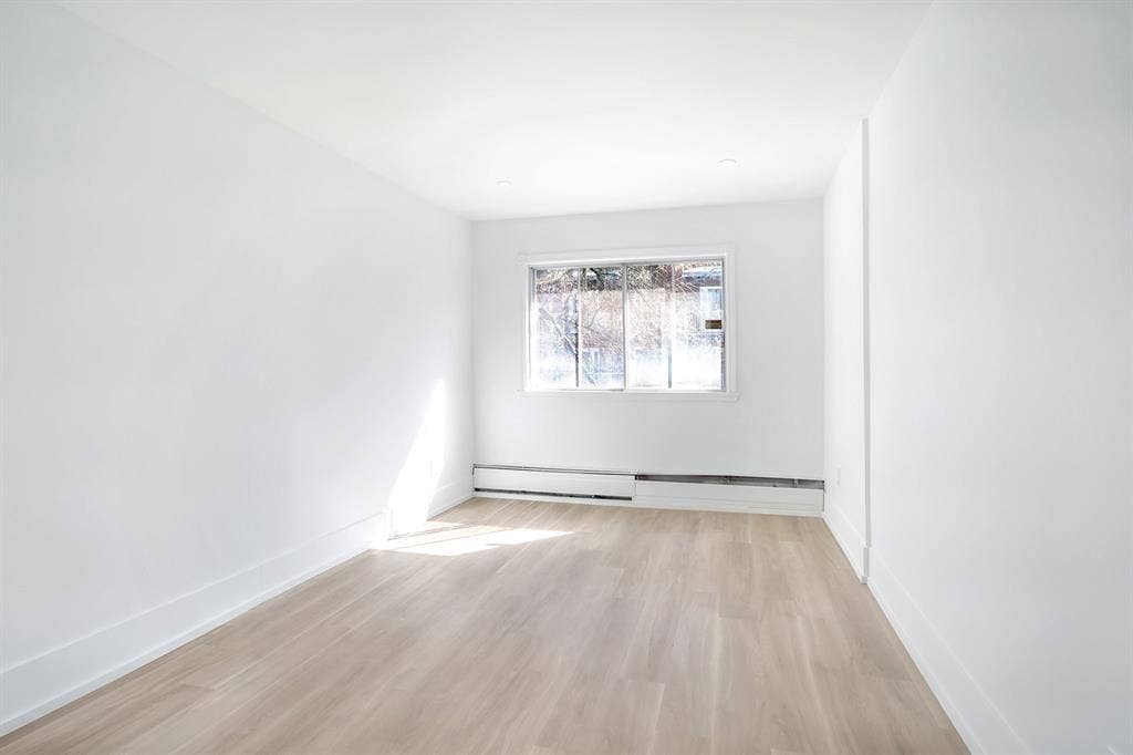 Bright & Spacious 1-Bedroom | NDG