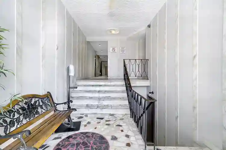 Bright & Spacious 1-Bedroom | NDG