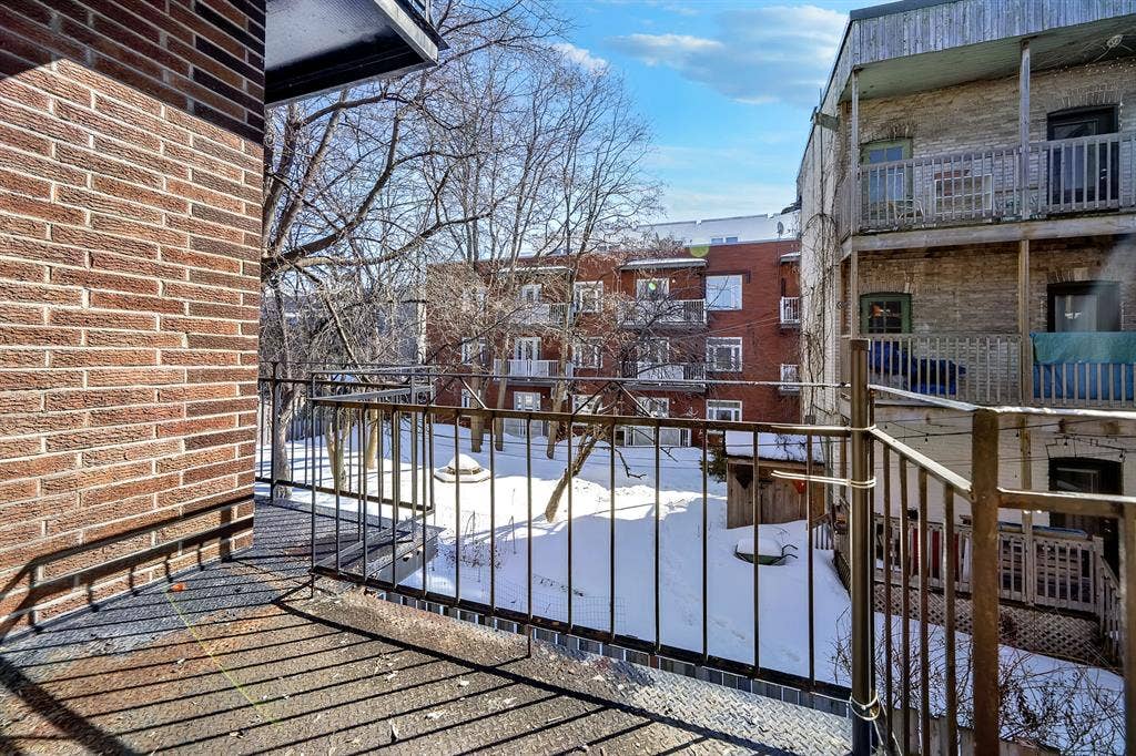 Bright & Spacious 1-Bedroom | NDG