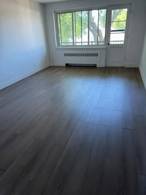 Bright & Cozy 2-Bedroom Retreat