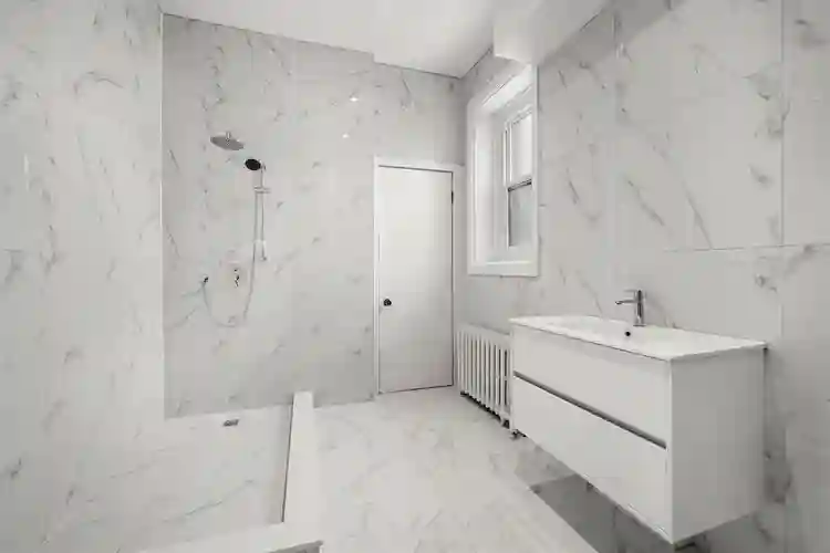 Bright & Modern 2-Bedroom | CDN-NDG