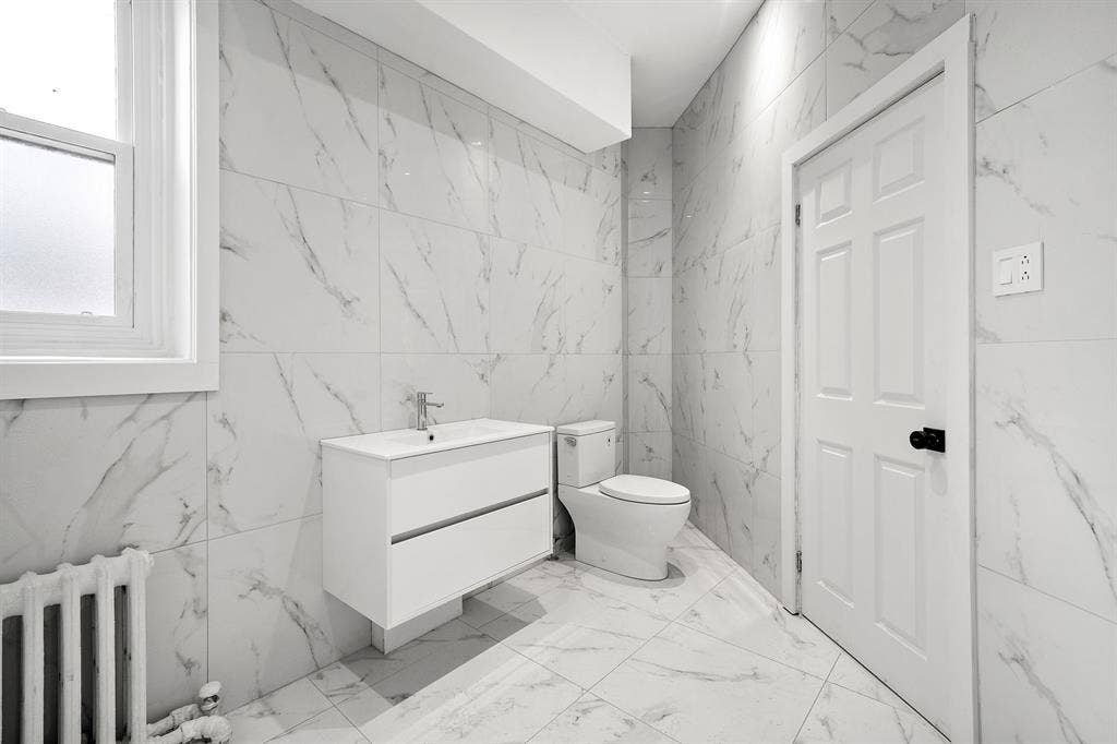 Bright & Modern 2-Bedroom | CDN-NDG