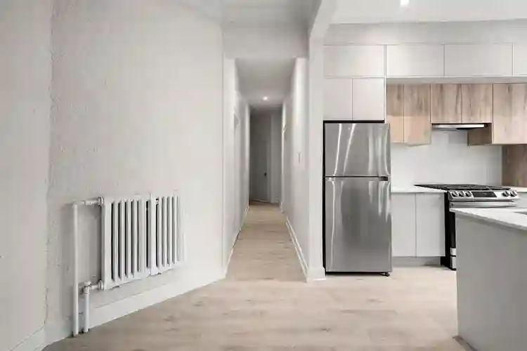 Bright & Modern 2-Bedroom | CDN-NDG