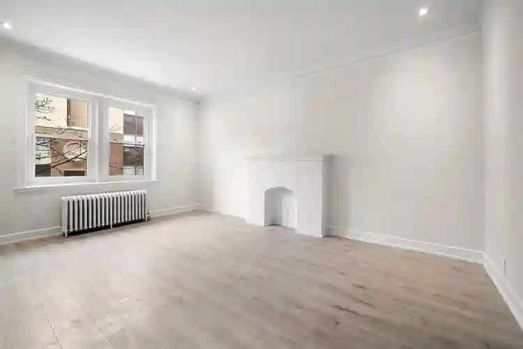 Bright & Modern 2-Bedroom | CDN-NDG