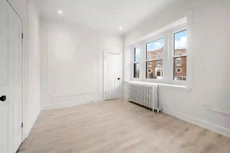 Bright & Modern 2-Bedroom | CDN-NDG