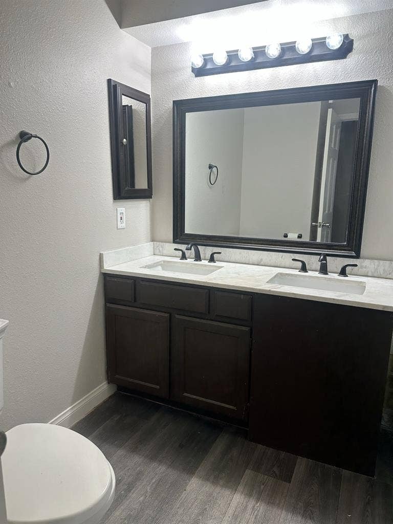 Beautiful private room with bath