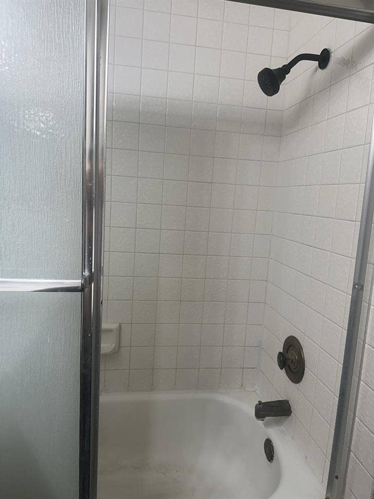 Beautiful private room with bath