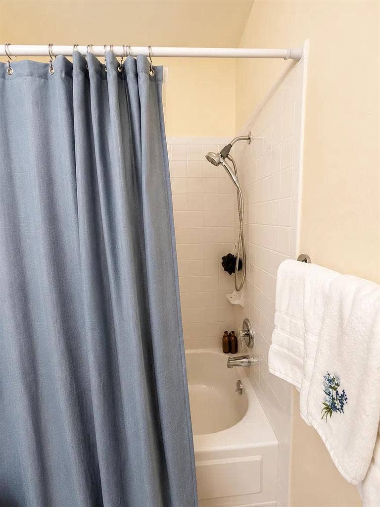 2 BR in Austin