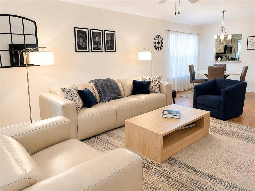 2 BR in Austin