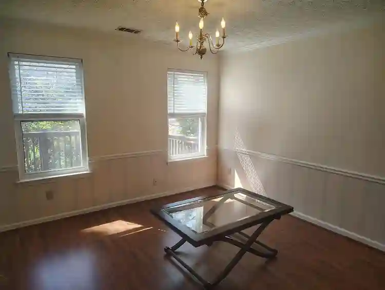 3 BR in Marietta