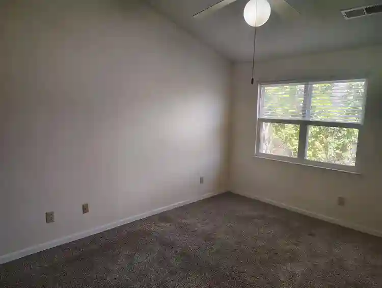 3 BR in Marietta