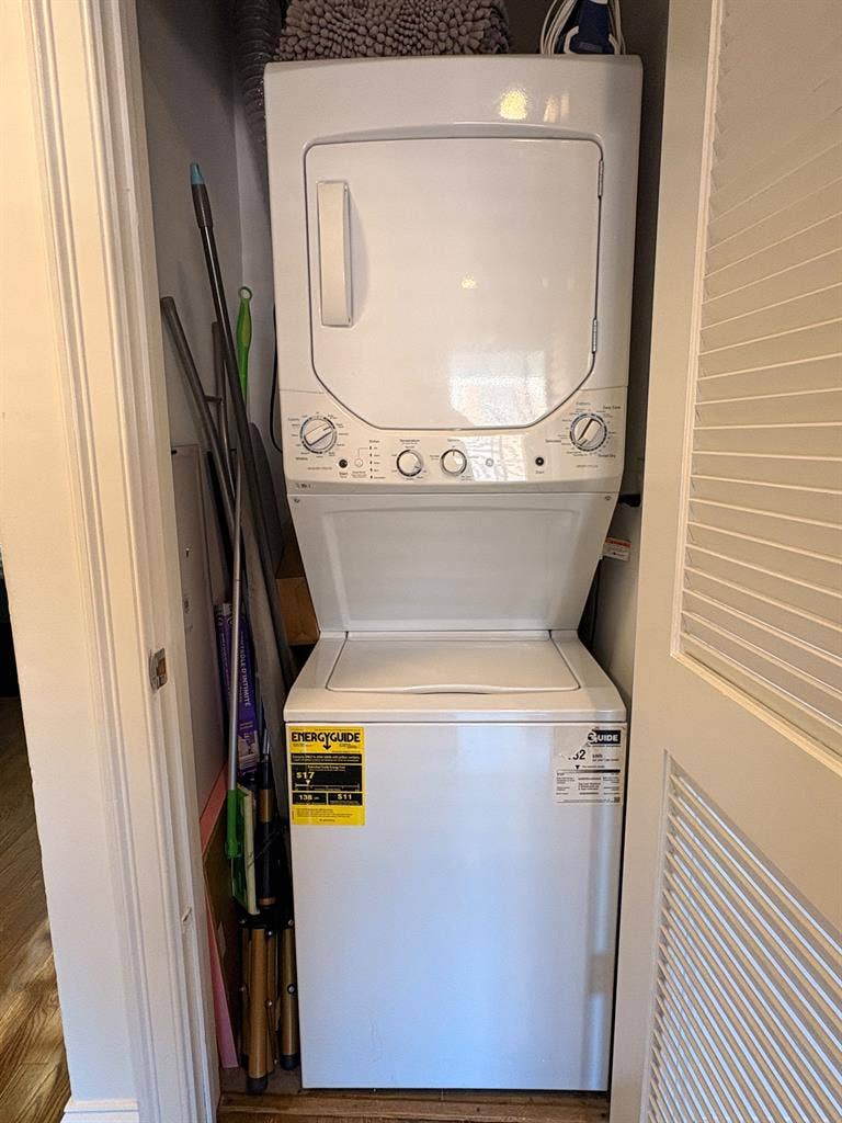 Renting a room in a 2bedr00m apartm