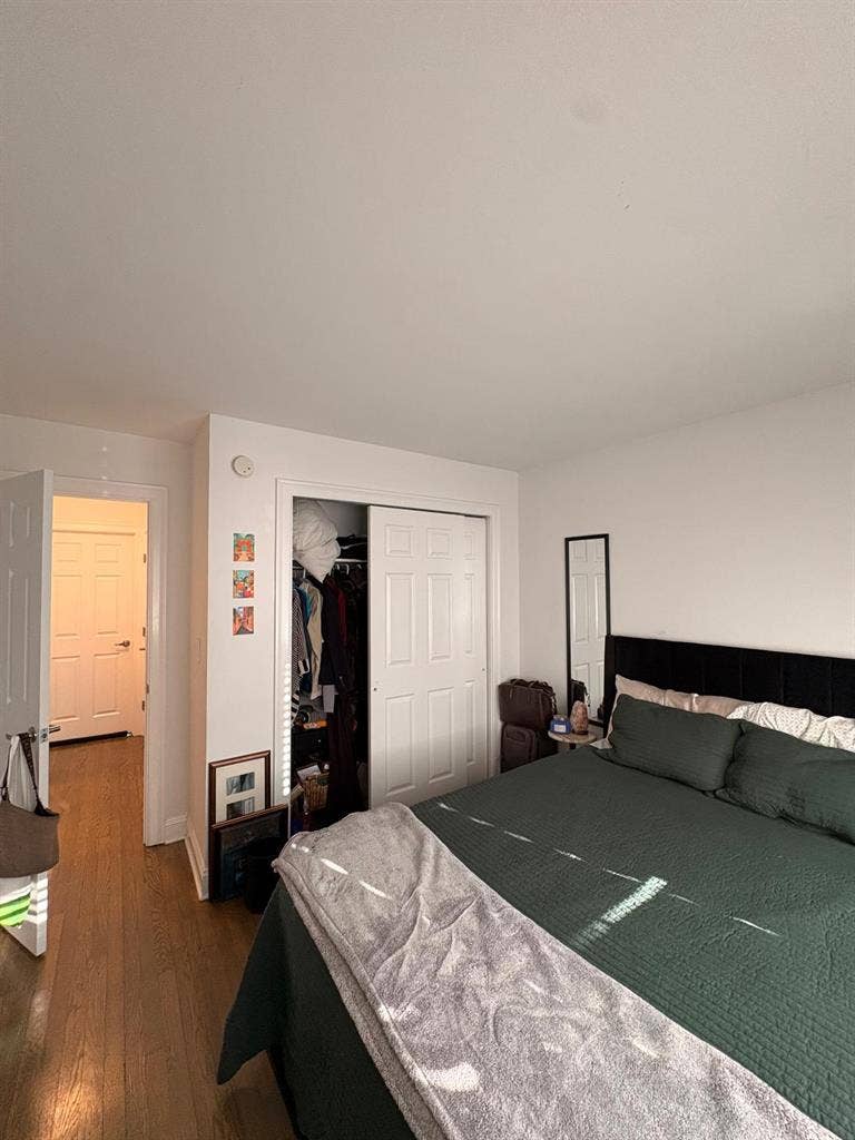 Renting a room in a 2bedr00m apartm