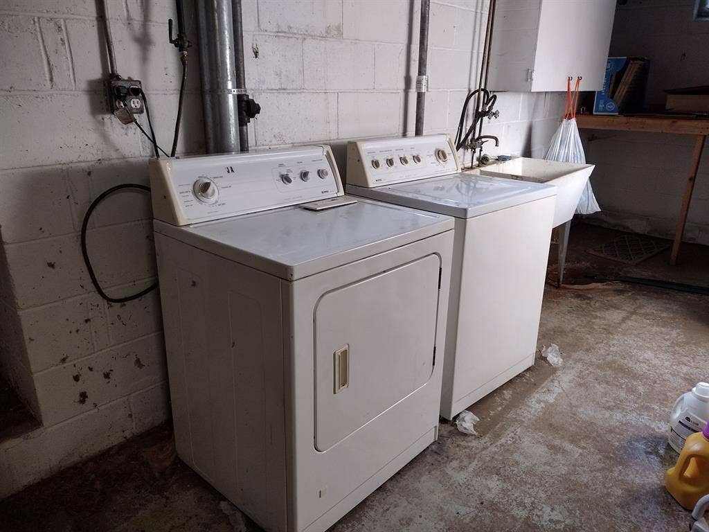 Roommate Wanted