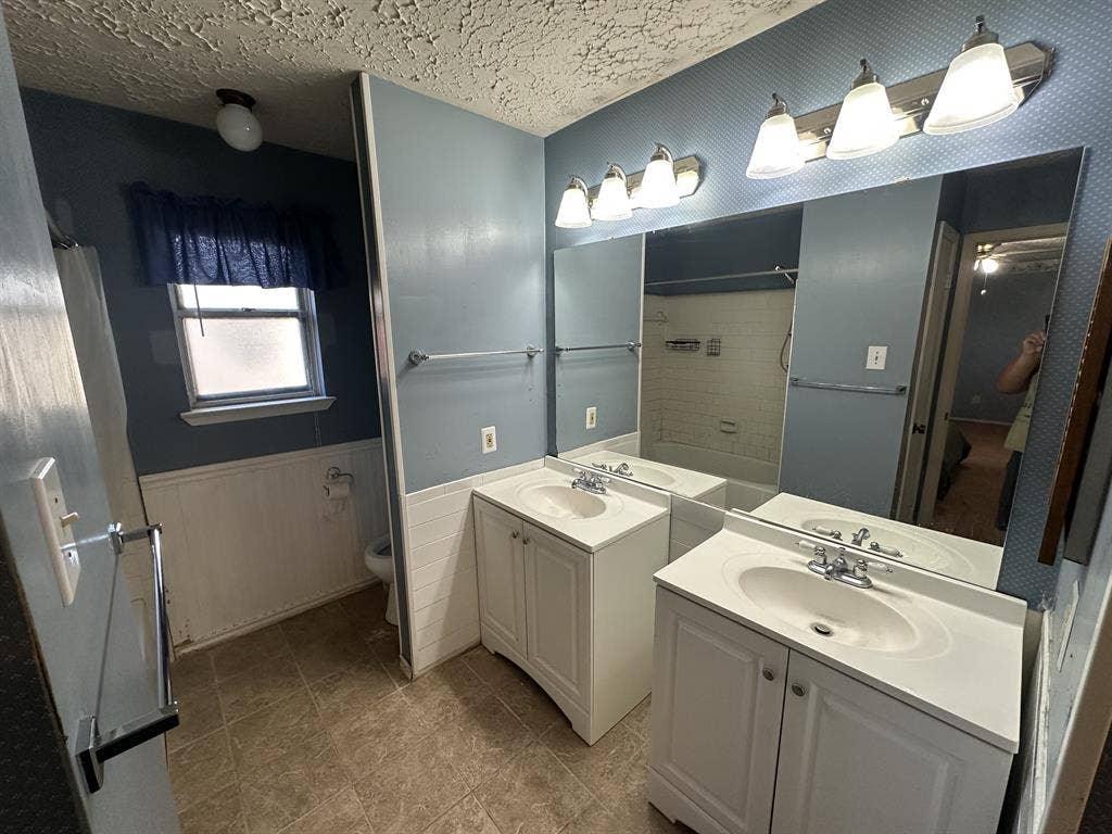 Missouri City Master Bedroom