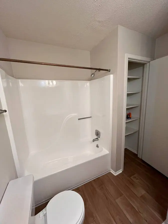 Roommate Wanted