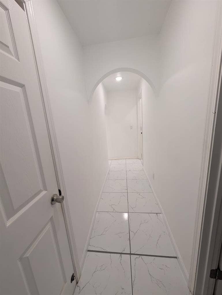 Private Room with Private Entrance