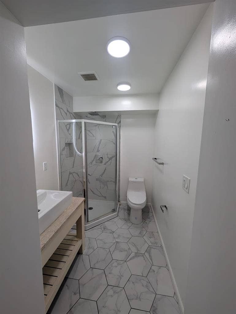 Private Room with Private Entrance