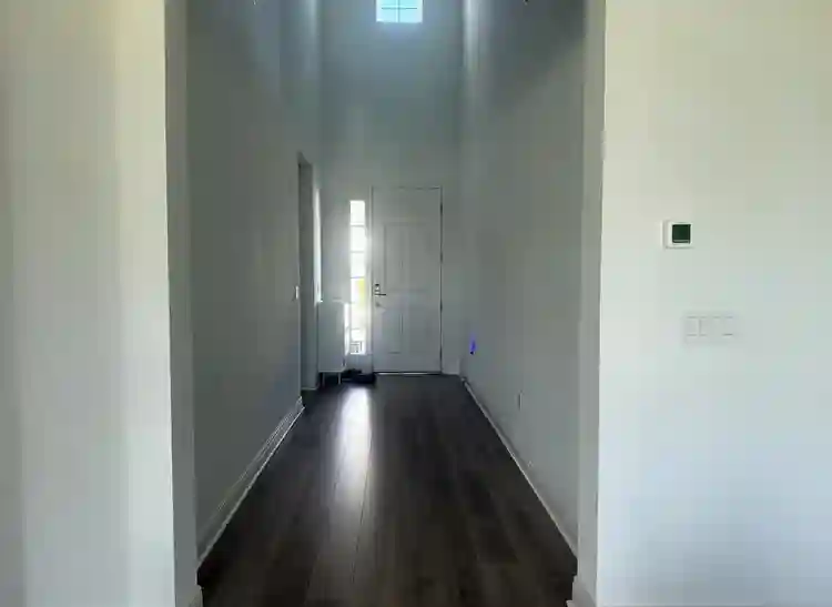 Master w/ Private Bath - Lake Nona