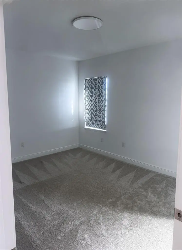 Master w/ Private Bath - Lake Nona