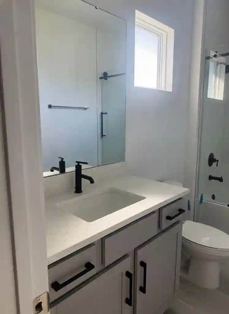 Master w/ Private Bath - Lake Nona