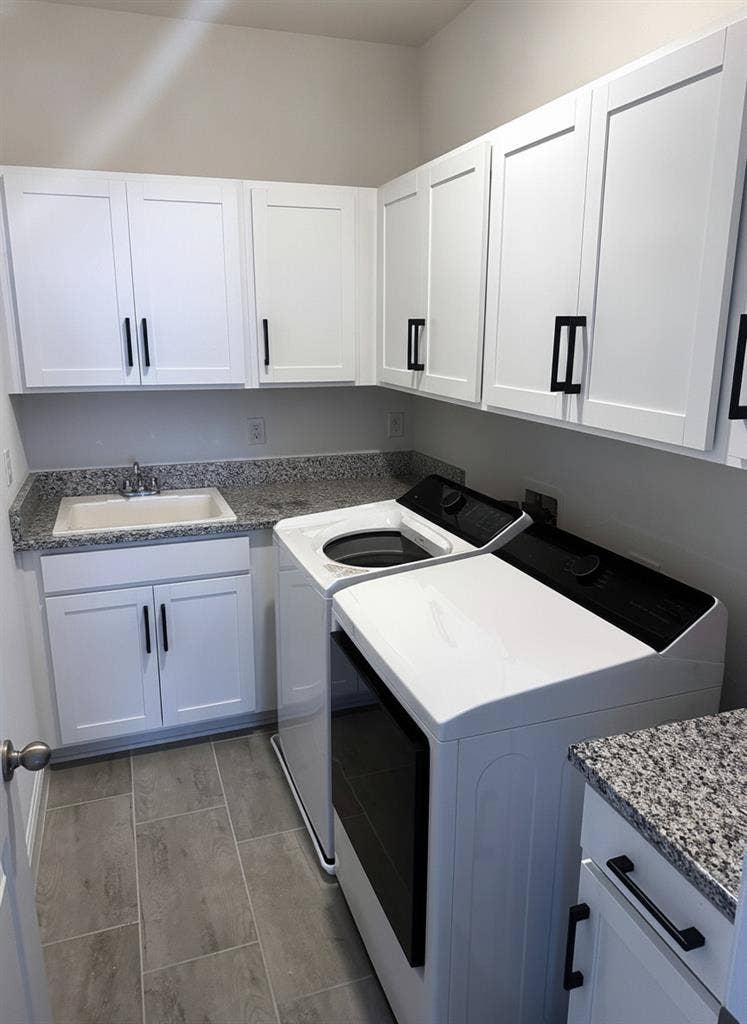 Master w/ Private Bath - Lake Nona