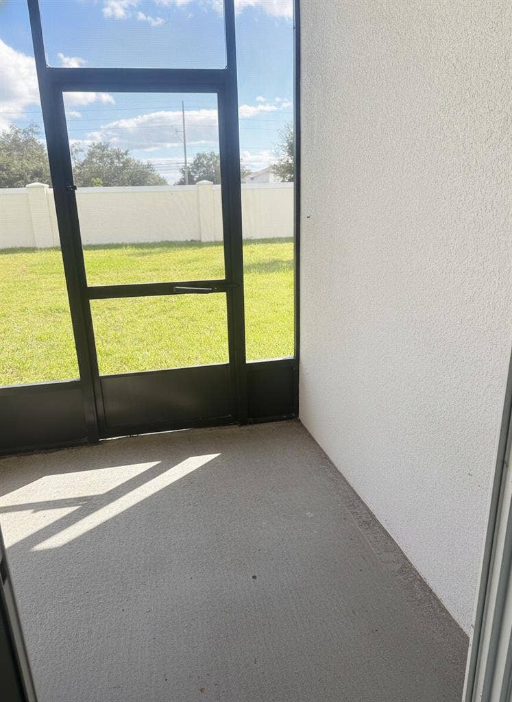 Master w/ Private Bath - Lake Nona