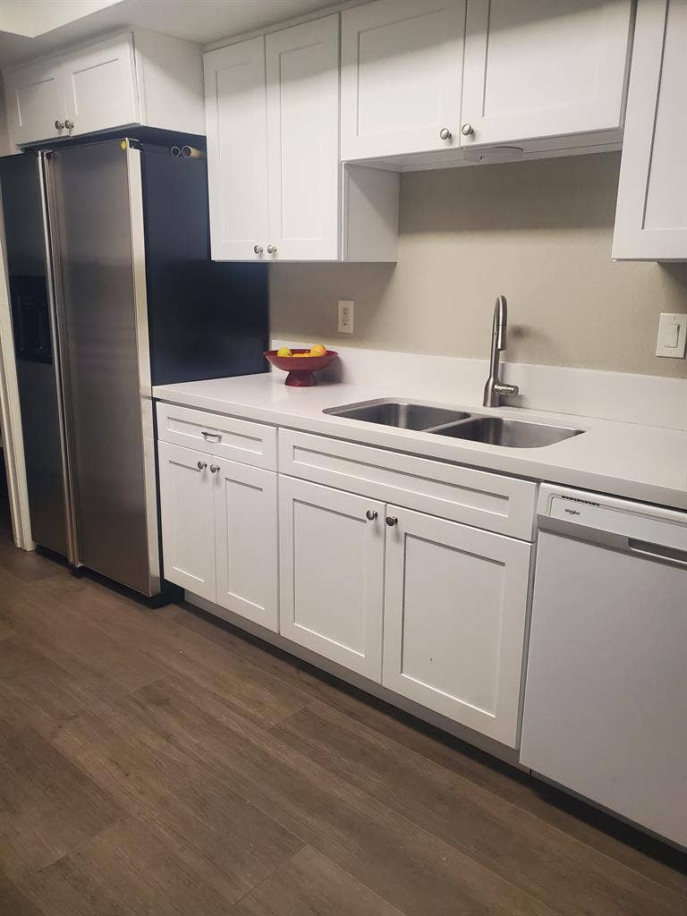 Room for rent in orange townhouse