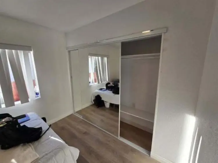 College Grove room avail 11/12/26