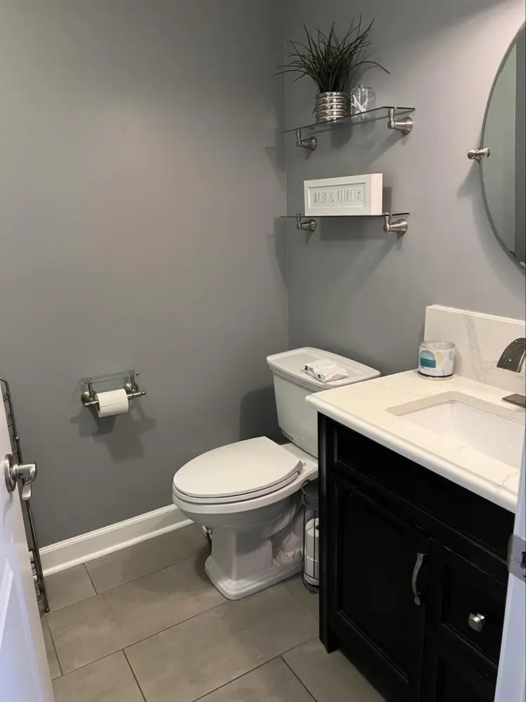 Female Roommate only